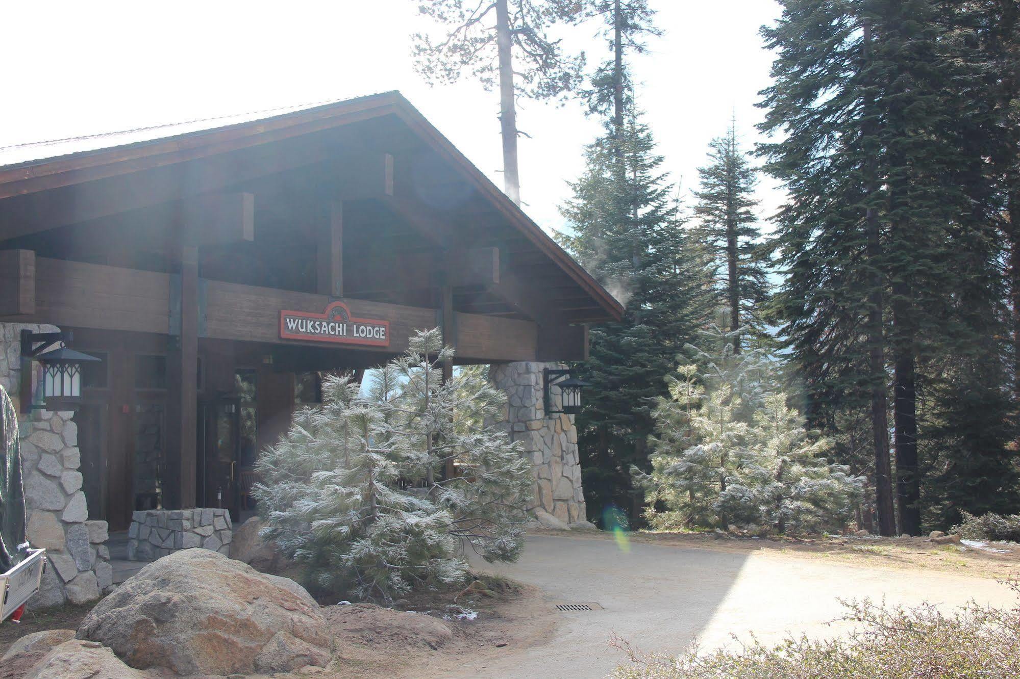 Wuksachi Lodge Badger Екстериор снимка